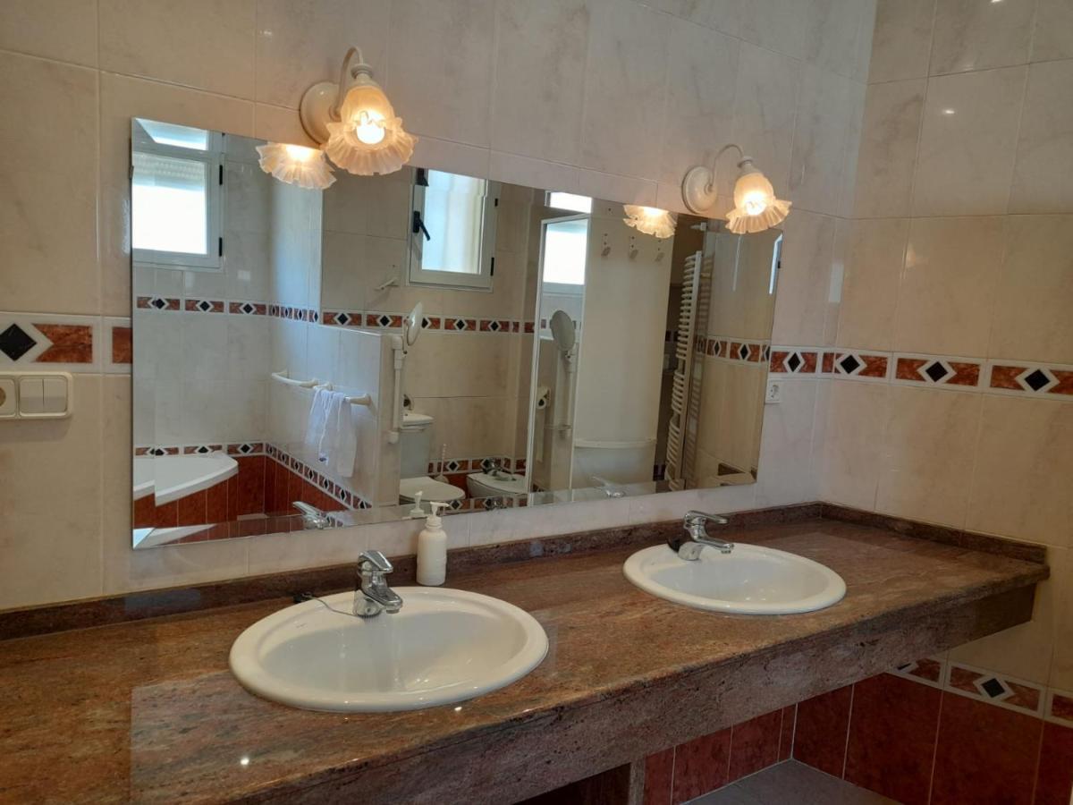 Villa Spacious In Hills *